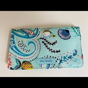Vera Bradley Checkbook Cover Paisley Wave- ocean inspired!